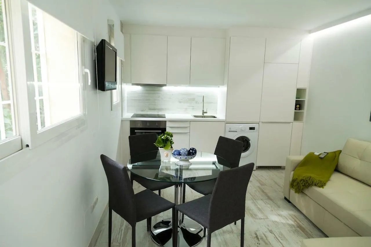 Playa Sin Aglomeraciones, Tarifas Especiales Cerca De Puerto Banus Estepona Apartment